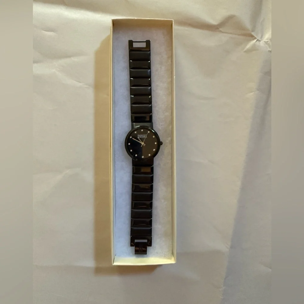 Pre Owned Badgley Mischka Black Stainless Steel Ladies Watch Crystal Hour Mark